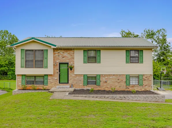 4212 Shady Oak Dr, Ooltewah, TN 37363