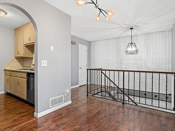 2nd image of 6510 2nd St NE