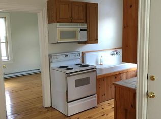 137 Grove St #2, Providence, RI 02909