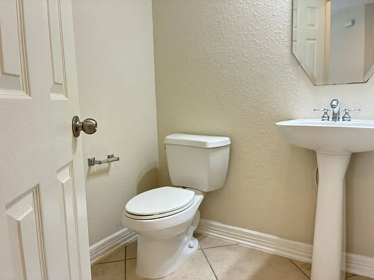 14207 Parable Ln — Photo 6