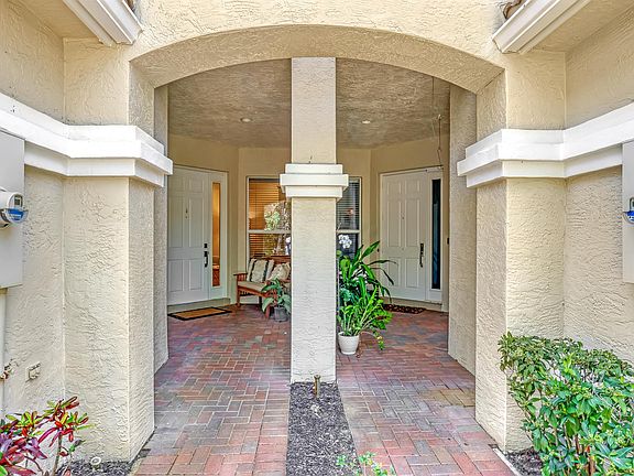 3rd image of 715 Cable Beach Ln