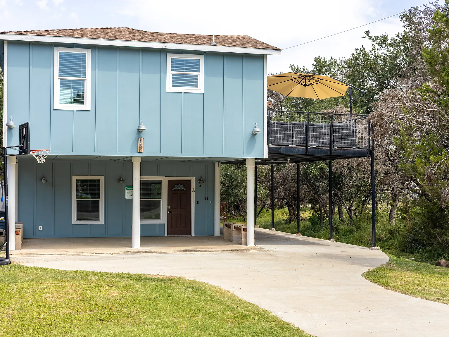3 bed, 1300 sqft, $1,800 — Photo 2