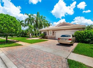 Heftler Homes At Pembroke, Pembroke Pines, FL 33027