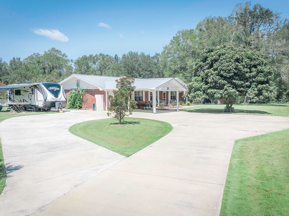 4554 Douglas Ferry Rd, Caryville, FL 32427 Zillow