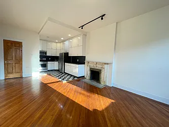 Rented by Silver Line Realty Group NY LLC