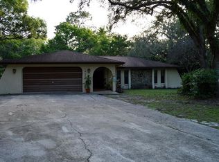 10225 Indian Mound Dr, New Port Richey, FL 34654