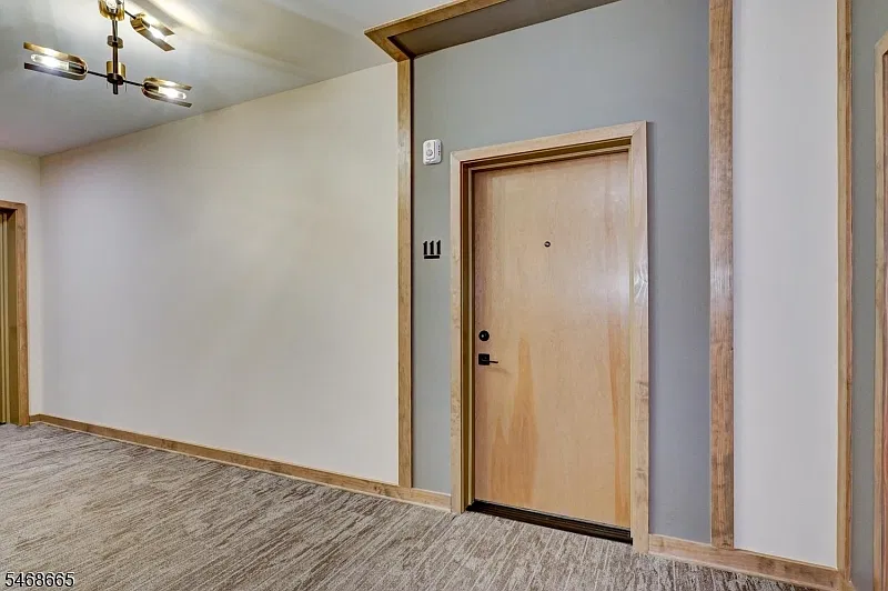3 bed, 2.0 bath, $4,250 — Photo 3