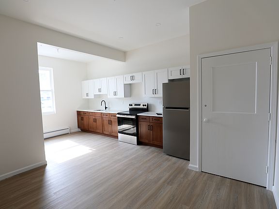 4th image of 190 Broadway Rte #A