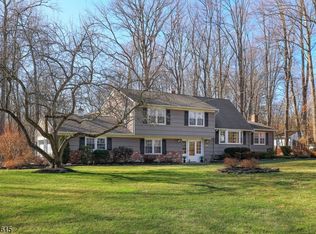 154 Riverside Dr, Basking Ridge, NJ 07920