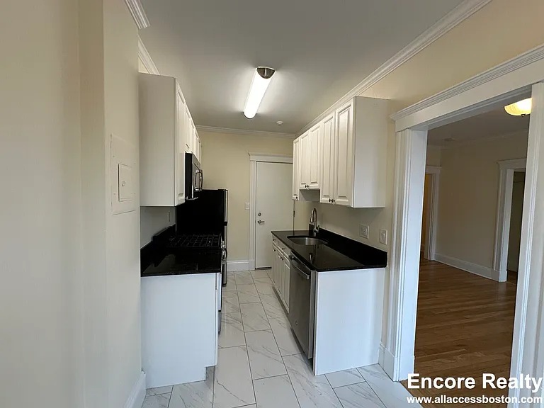 22 Chauncy St #20 — Photo 6