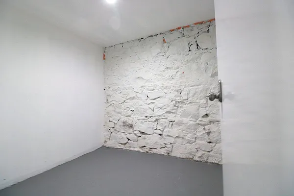 Rented by Compass | media 16