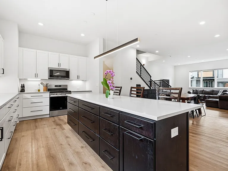 2352 Blue Grama Ln — Photo 16