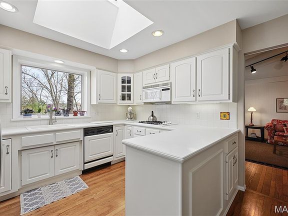 4th image of 12321 Woodline Dr