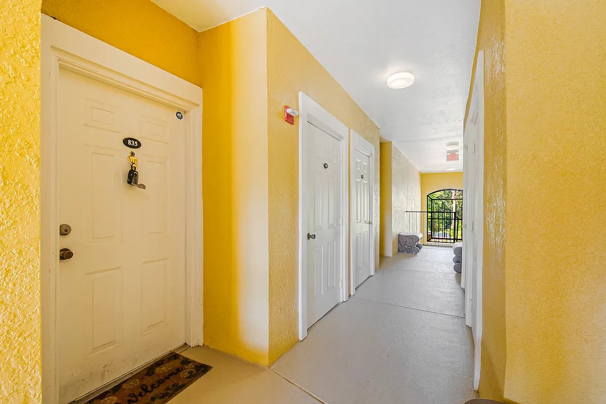 Building Photo - 3611 Conroy Rd #835