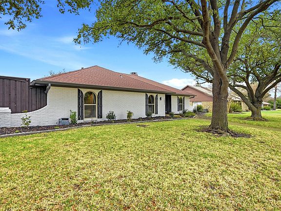 2nd image of 3832 Leathertop Dr