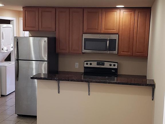 5th image of 158 W Manheim St Floor 3