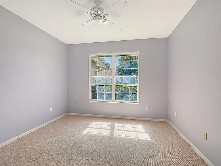4072 Penshurst Park — Photo 24