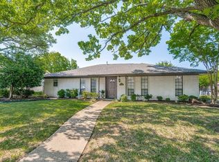 2704 S Hillbrier Cir, Plano, TX 75075