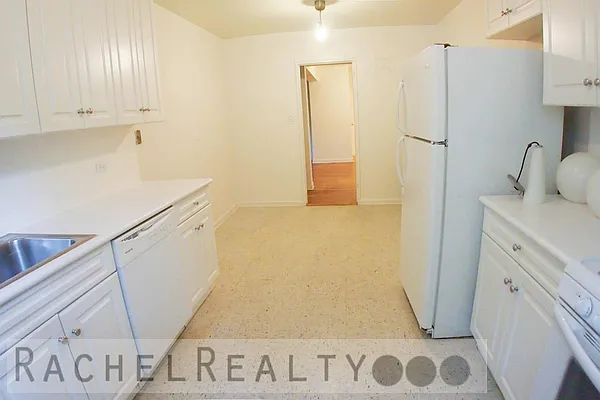 Rented by Rachel Realty | media 28