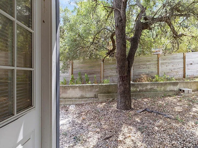 887 Sagewood Trl — Photo 29