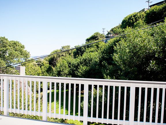 4th image of 116 Edwards Ave #B