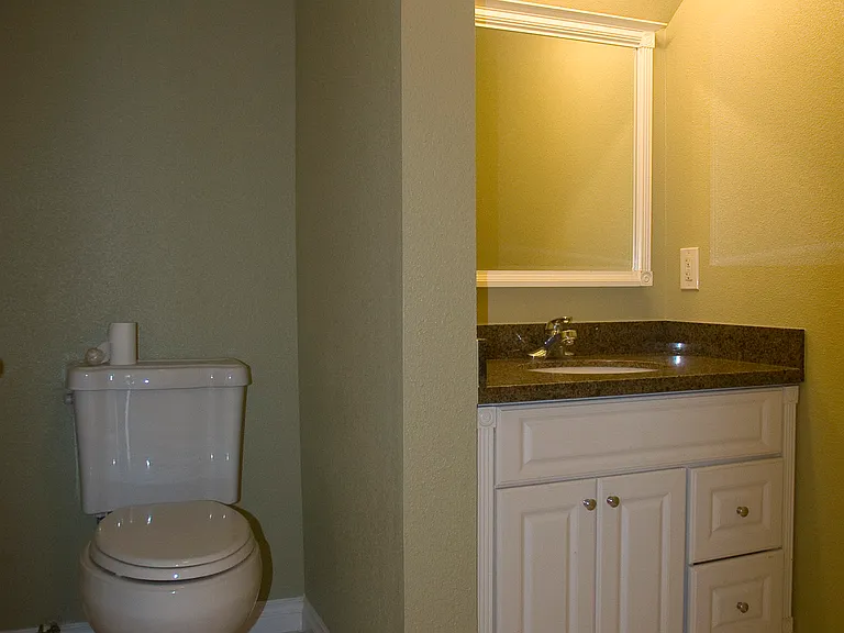 25718 John St — Photo 9