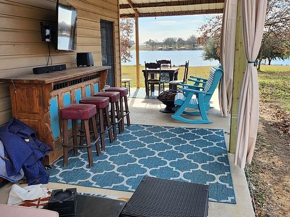 211 Private Road 5552