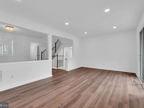5th image of 7809 Rebel Walk Dr
