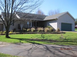 2079 Kinneville Rd, Leslie, MI 49251