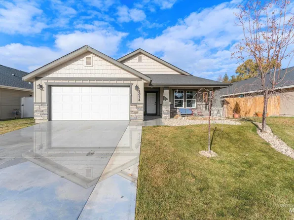 3624 E Holly Ridge Dr, Nampa, ID 83686