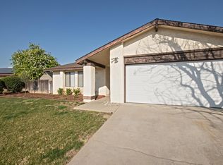 2486 4th St, Sanger, CA 93657