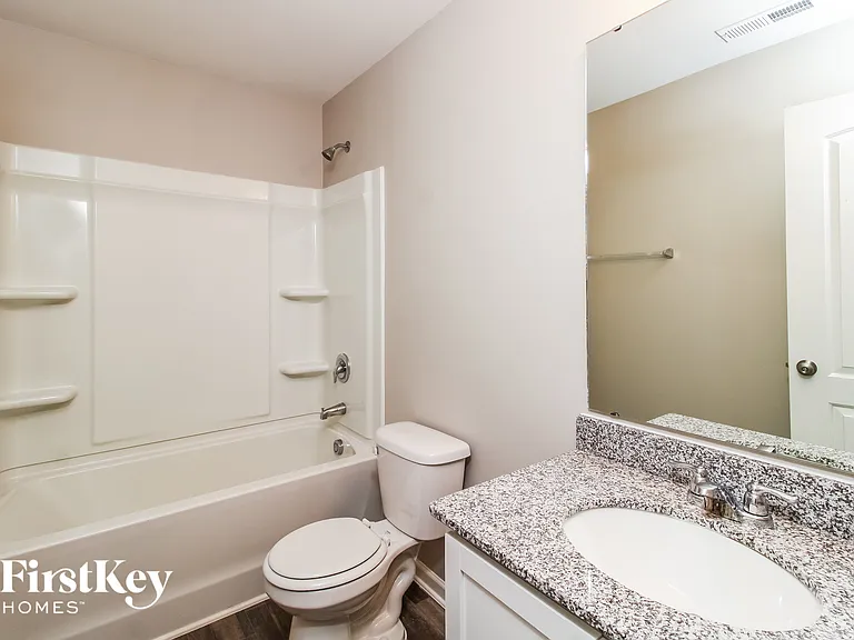 206 Glenoaks Dr — Photo 9
