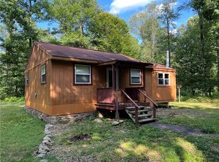 311 Red Line Rd, Kennerdell, PA 16374