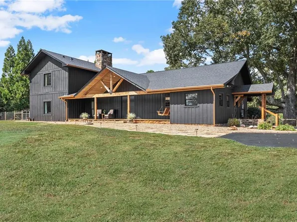 6537 Kenimer Rd, Clermont, GA 30527