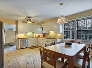 118 Glenmere Dr, Chatham, NJ 07928