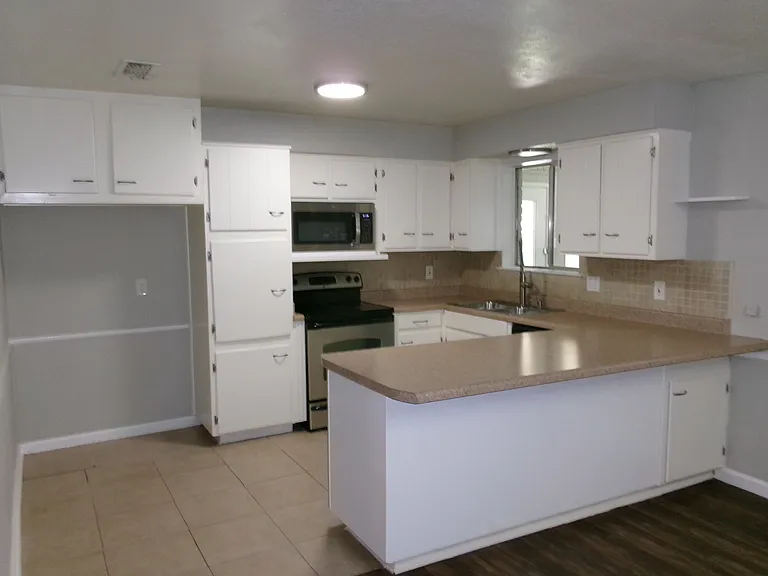 1610 Toplea Dr — Photo 10