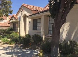230 Country Club Dr UNIT E, Simi Valley, CA 93065