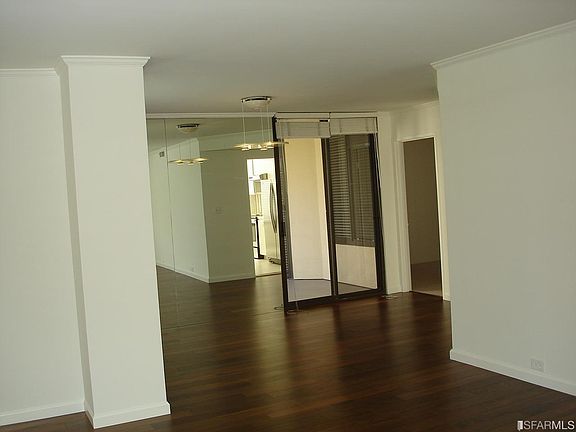 2nd image of 152 Lombard St APT 208
