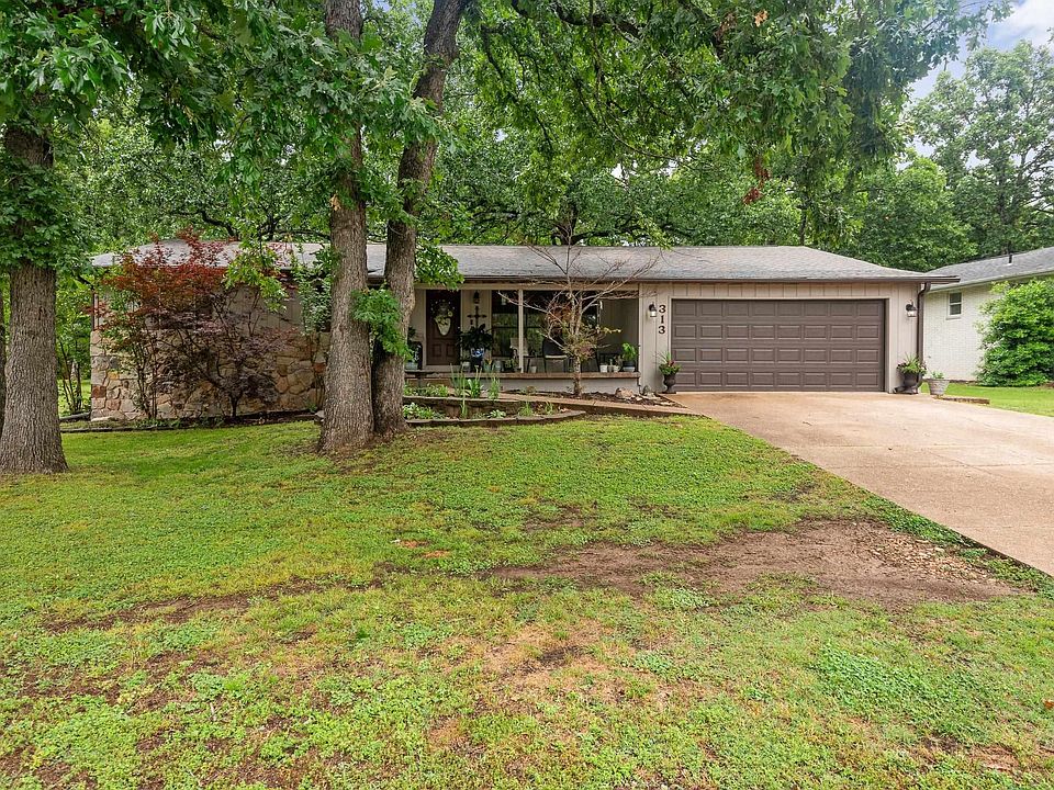 1st image of 313 Kingswood Blvd