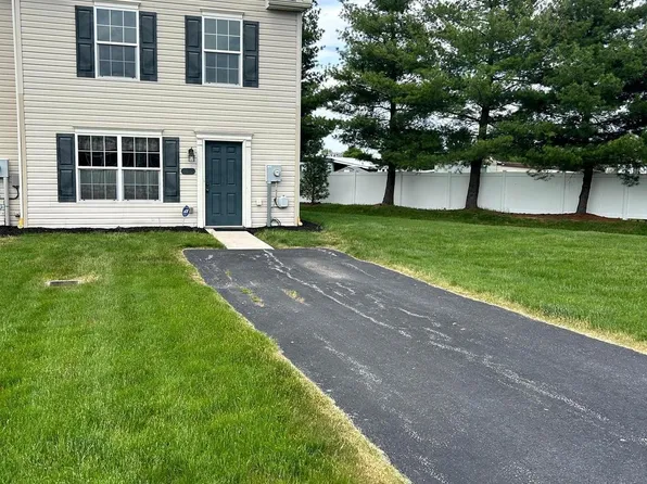 3755 Mazeland Ct #31, Dover, PA 17315