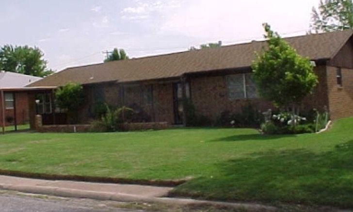 1st image of 820 S Santa Fe St