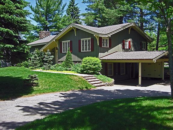 4th image of 12 Cayuga Way