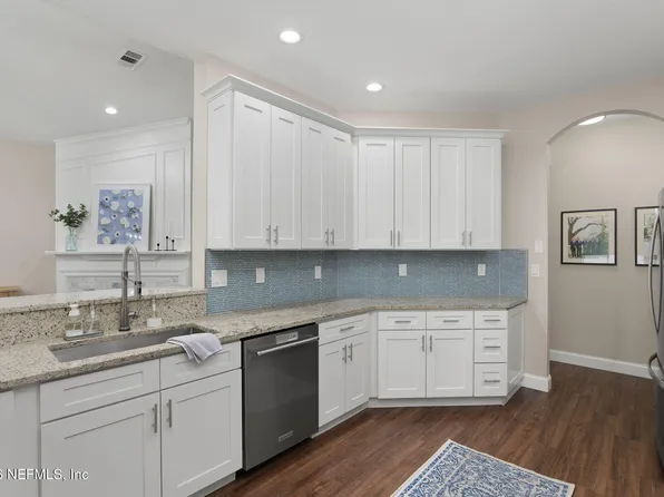 10578 CASTLEBAR GLEN Drive S, Jacksonville, FL 32256