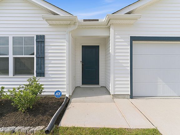 5th image of 784 Buckeye Road NE