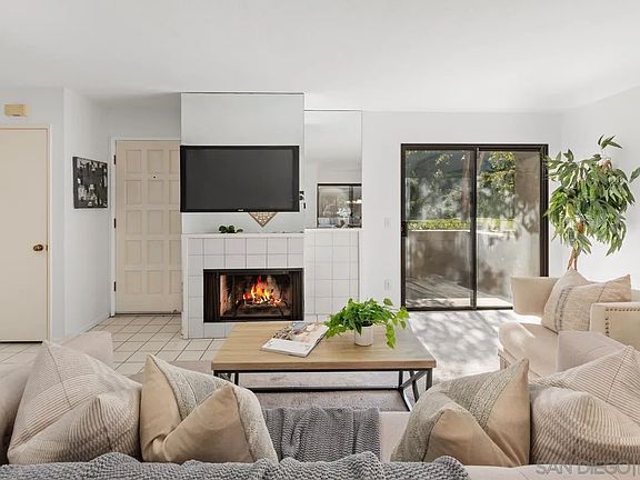 2nd image of 2727 Ariane Dr Unit 166