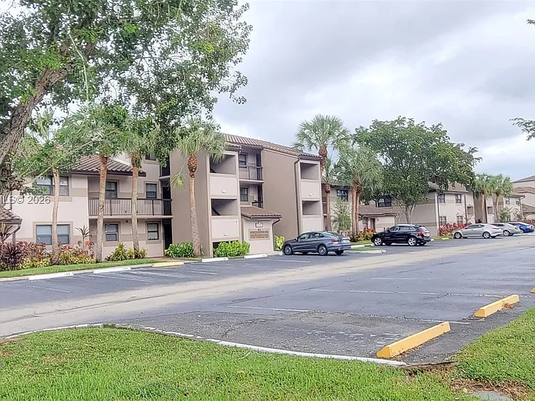 9877 Nob Hill Ln #9877 — Photo 37