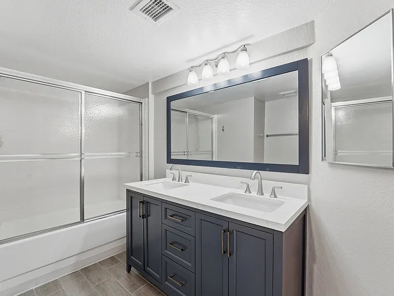 4330 N 5th Ave #105 — Photo 22