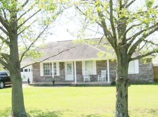 904 Mill Rd, Clarksville, AR 72830