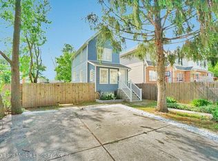 326 Harbor Rd, Staten Island, NY 10303