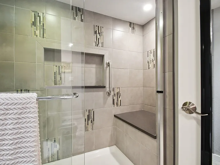 1551 Larimer St #1602 — Photo 36